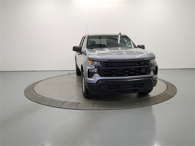 2025 Chevrolet Silverado 1500 photo 2