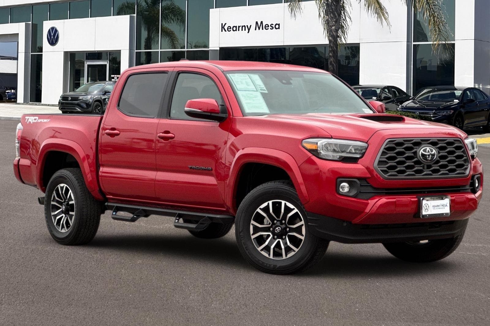 2022 Toyota Tacoma TRD Sport V6 photo 2