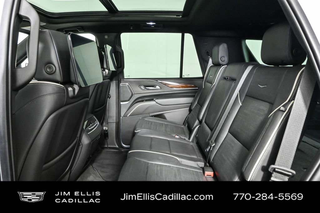 2022 Cadillac Escalade Premium Luxury photo 14