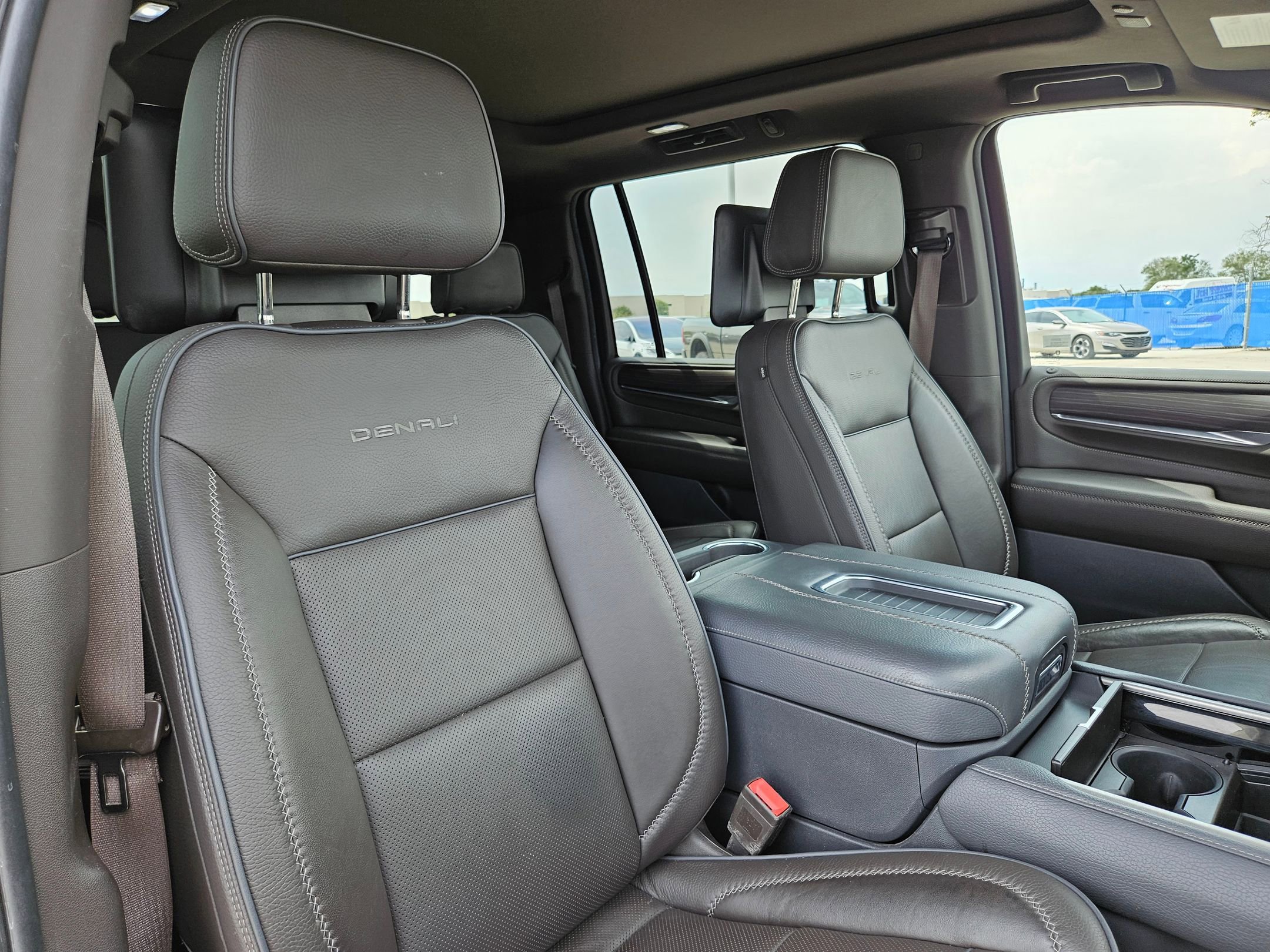 2021 Gmc Yukon XL Denali photo 29