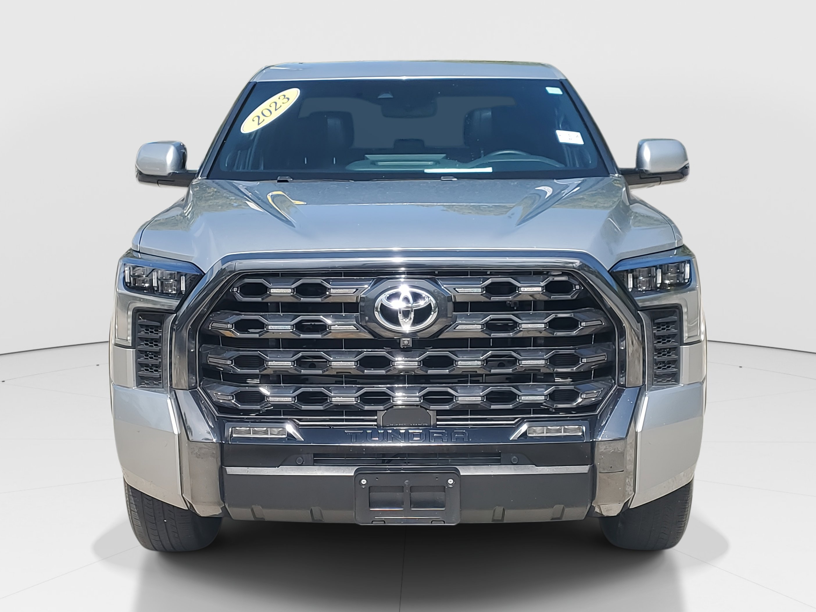 2023 Toyota Tundra Platinum photo 3