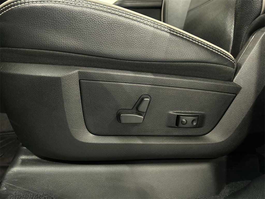 2022 Ram 2500 Laramie photo 13