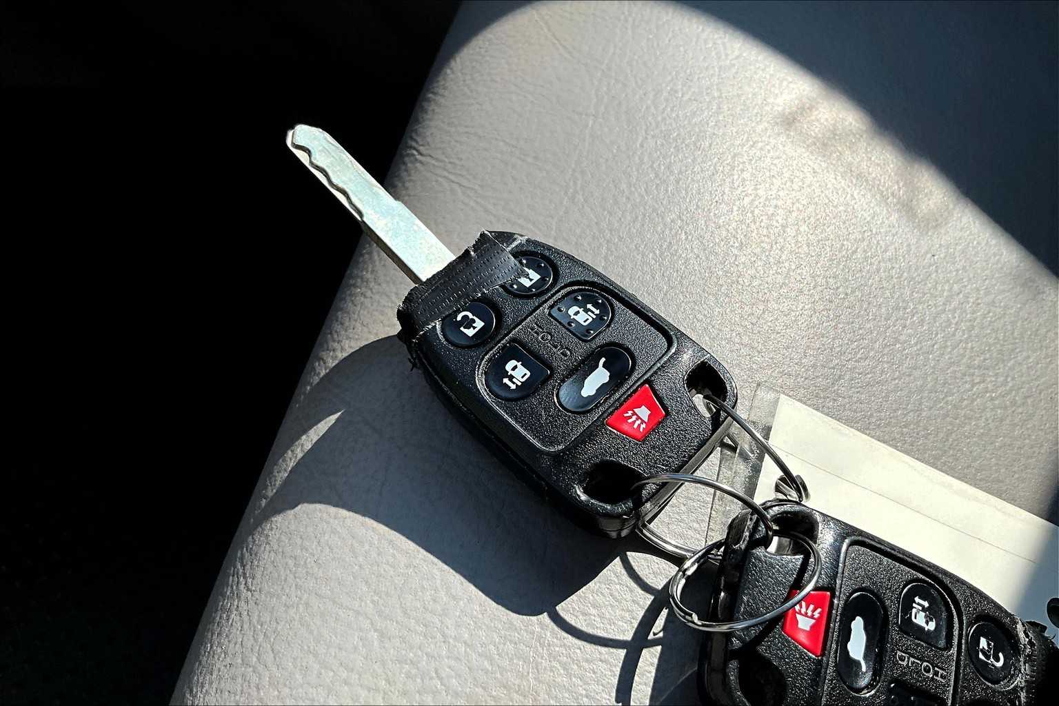2012 Honda Odyssey EX-L photo 13
