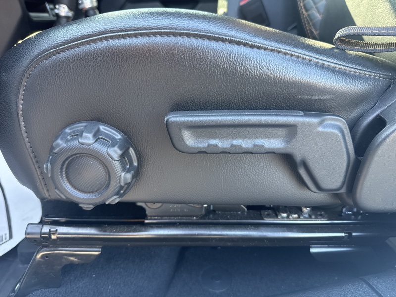 2023 Jeep Wrangler Altitude photo 18