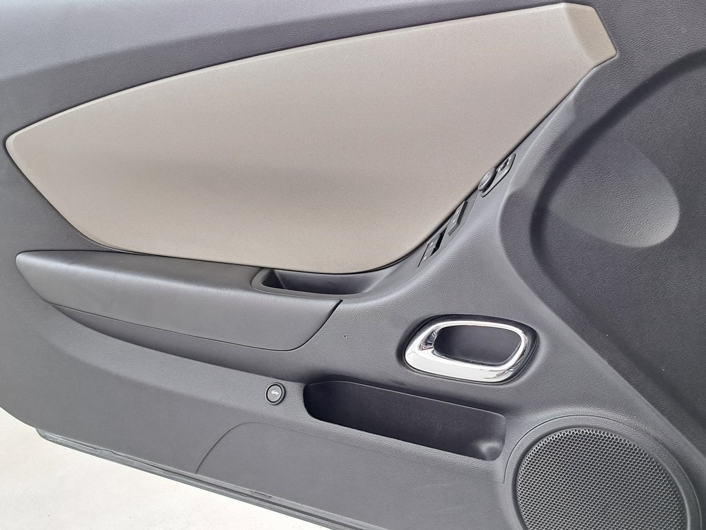 2012 Chevrolet Camaro 1LS photo 18