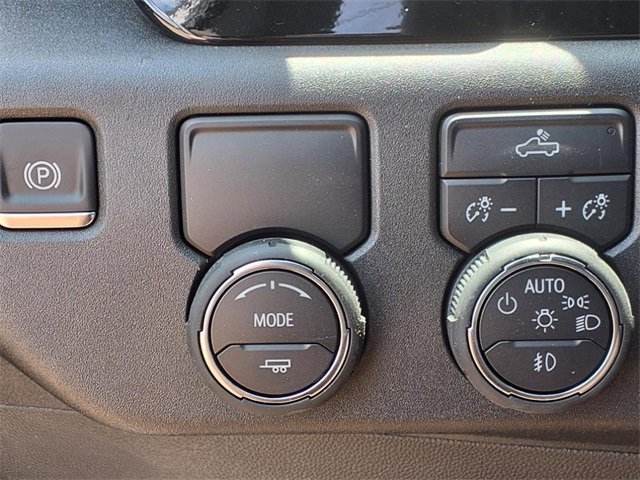 2025 Chevrolet Silverado 1500 RST photo 13