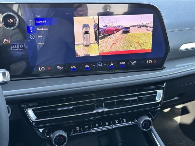 2026 Chevrolet Traverse photo 9