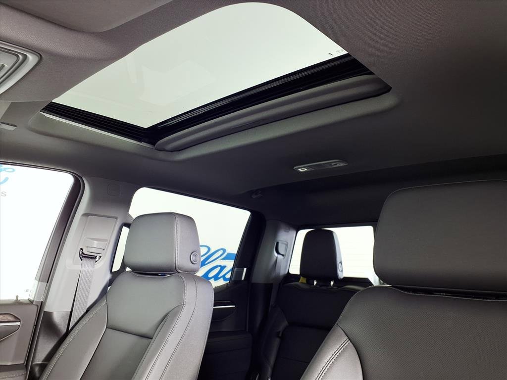 2026 Chevrolet Silverado 1500 LTZ photo 4