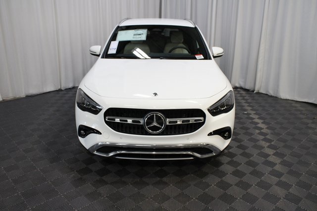 2025 Mercedes Benz GLA 250 4MATIC photo 2