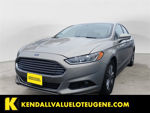 2016 Ford Fusion Energi Titanium's photo