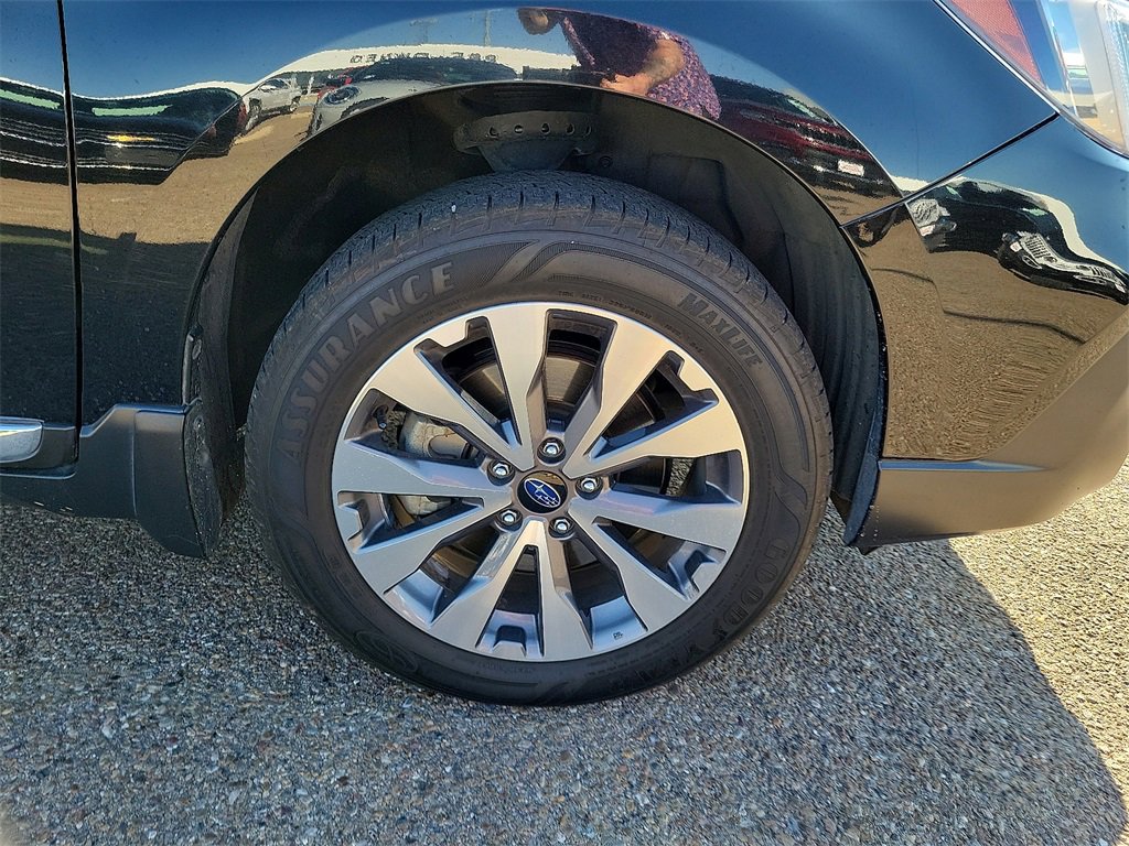 2018 Subaru Outback Touring photo 14