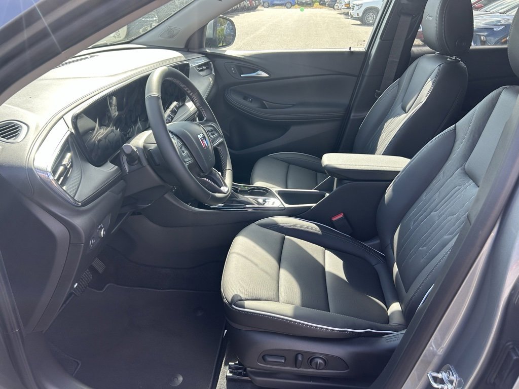 2026 Buick Encore GX Avenir photo 3