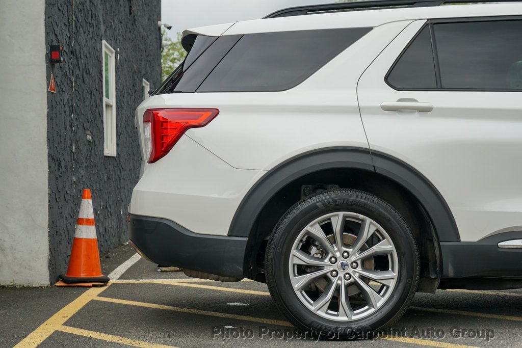 2021 Ford Explorer XLT photo 6