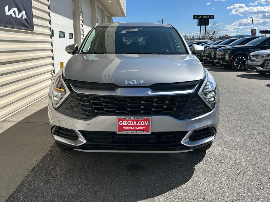 2025 Kia Sportage Hybrid LX photo 2