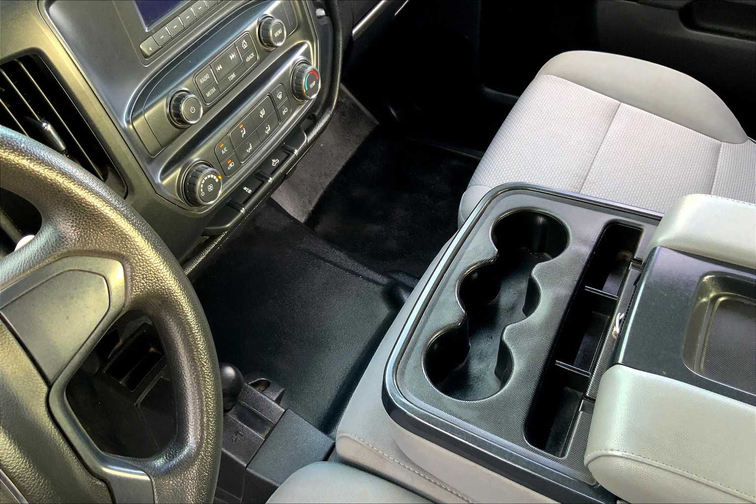 2017 Gmc Sierra Base photo 15