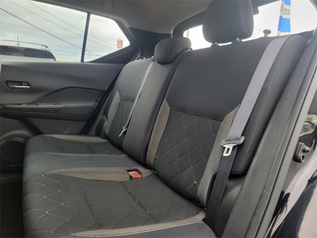 2019 Nissan Kicks SV photo 13