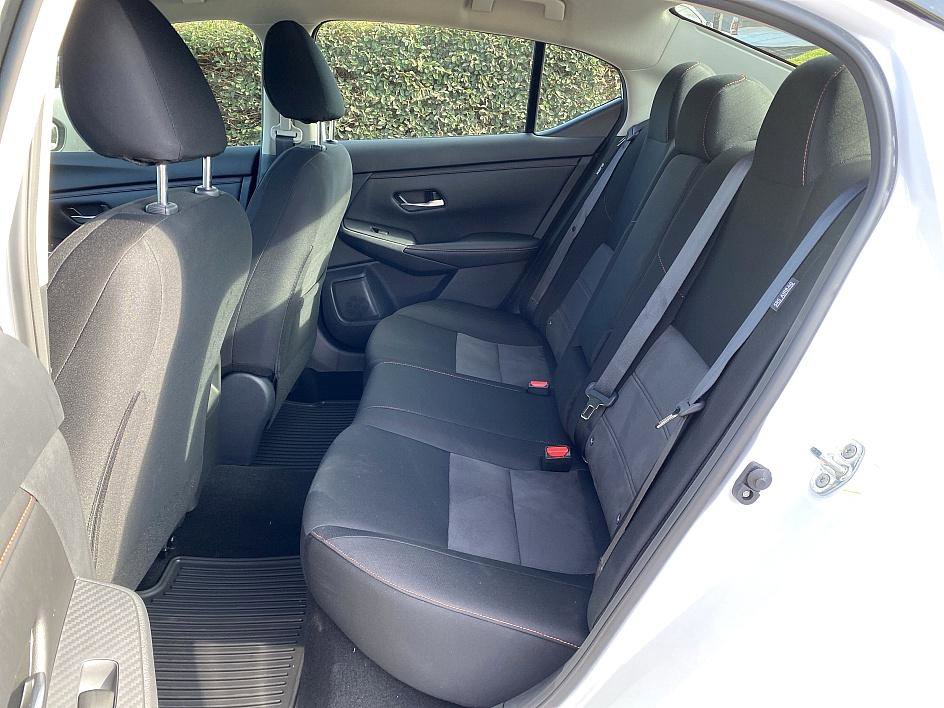 2025 Nissan Sentra SR Midnight Edition photo 17
