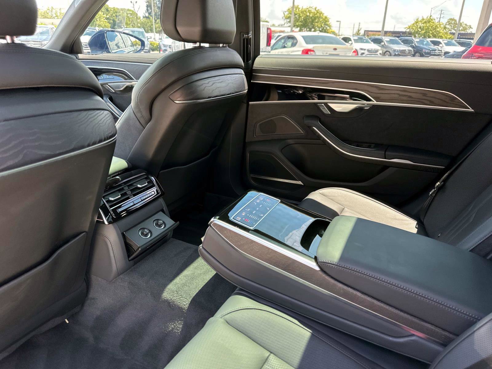 2023 Audi A8 L 55 TFSI Quattro photo 14