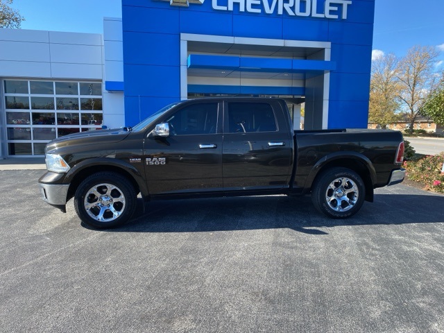 Used 2013 RAM Ram 1500 Pickup Laramie with VIN 1C6RR7NT1DS666939 for sale in Kendallville, IN