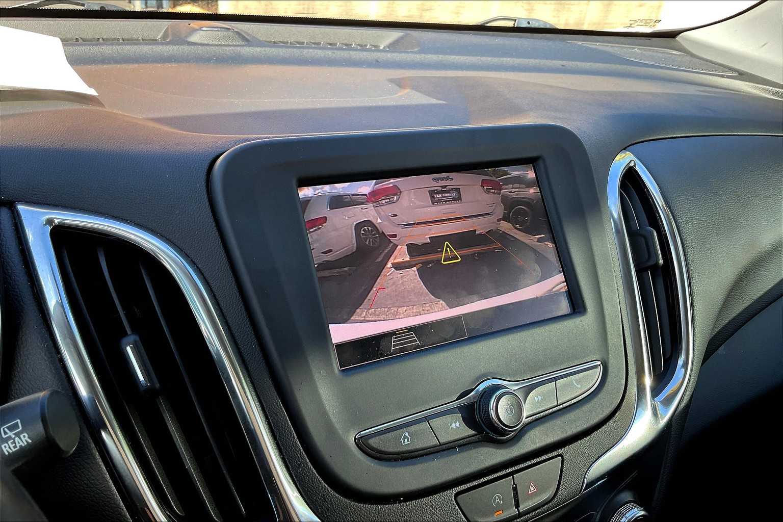 2022 Chevrolet Equinox LT photo 12