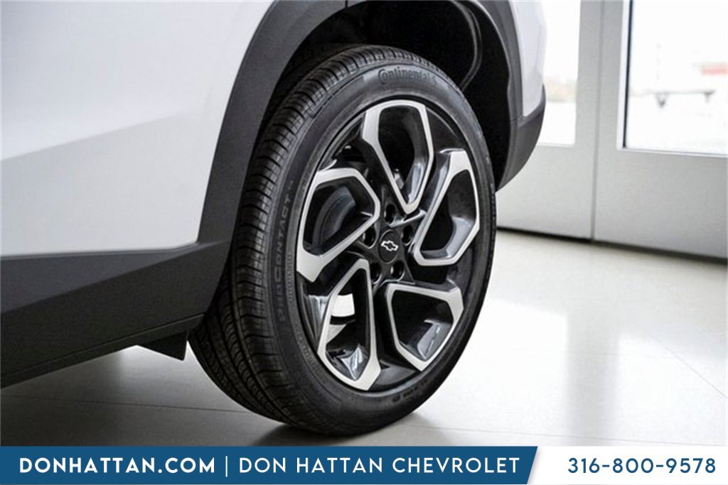2025 Chevrolet Trax photo 28