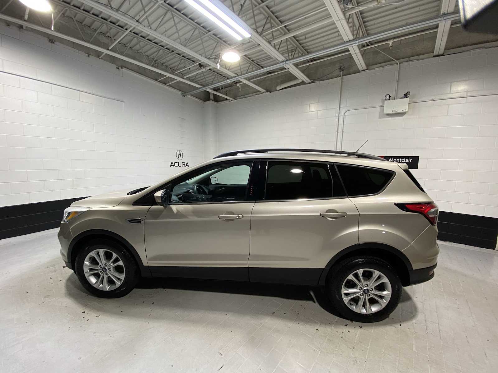 2018 Ford Escape SE photo 3