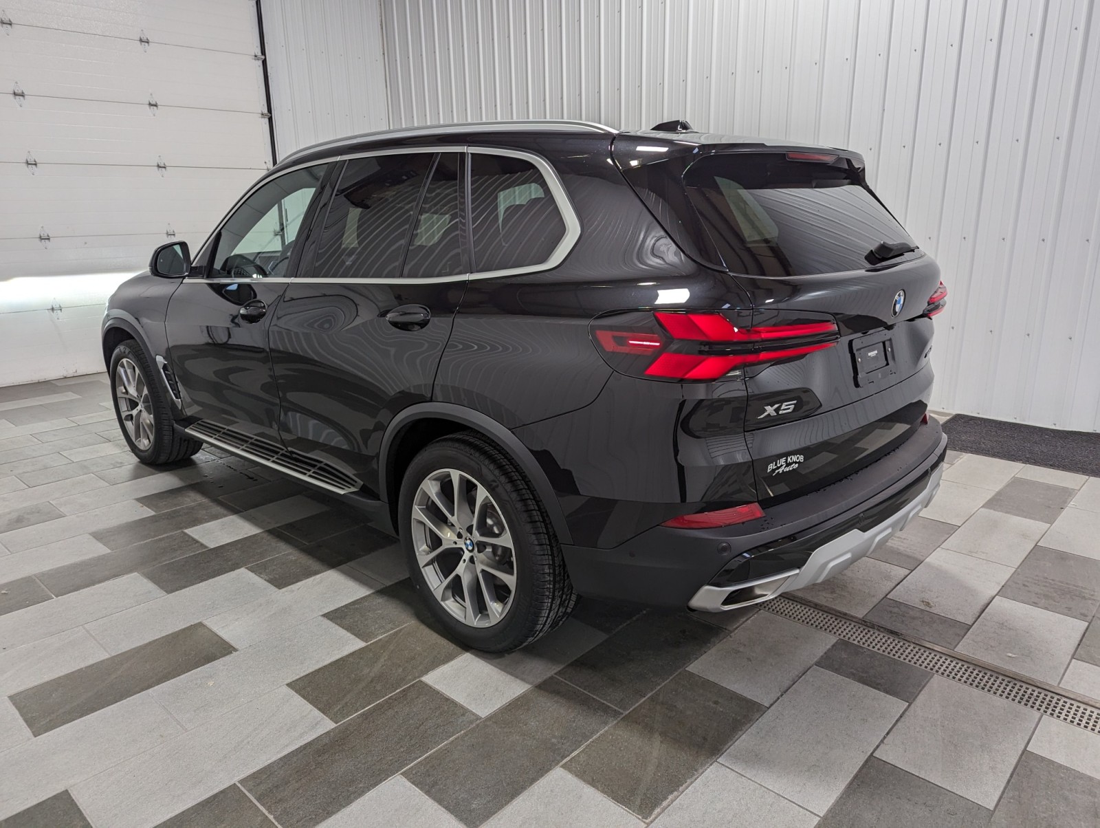 PreOwned 2024 BMW X5 xDrive40i SUV in Duncansville 156379 Blue Knob
