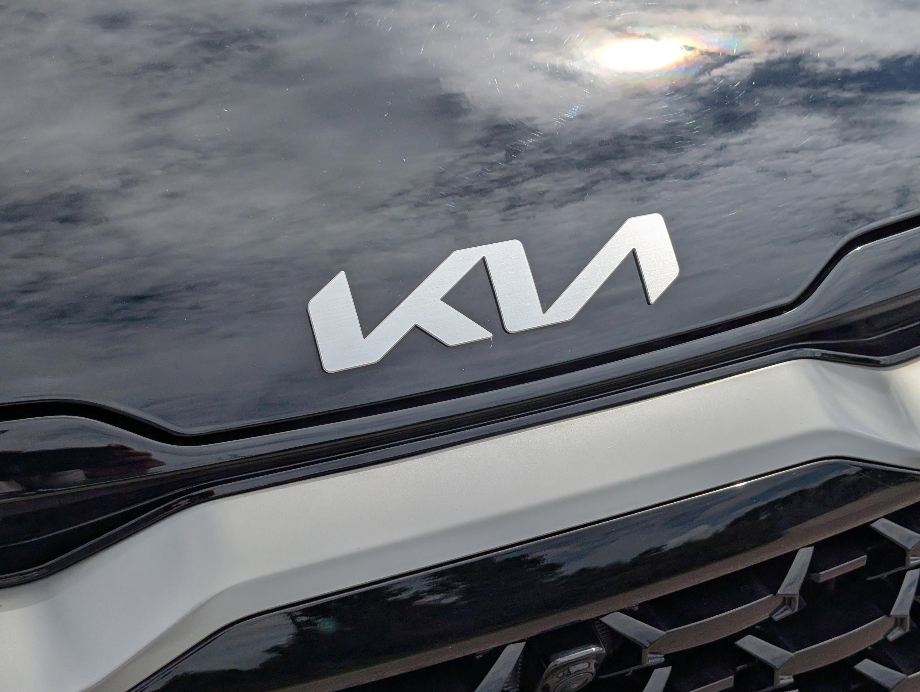 2024 Kia Sportage X-Pro Prestige photo 3