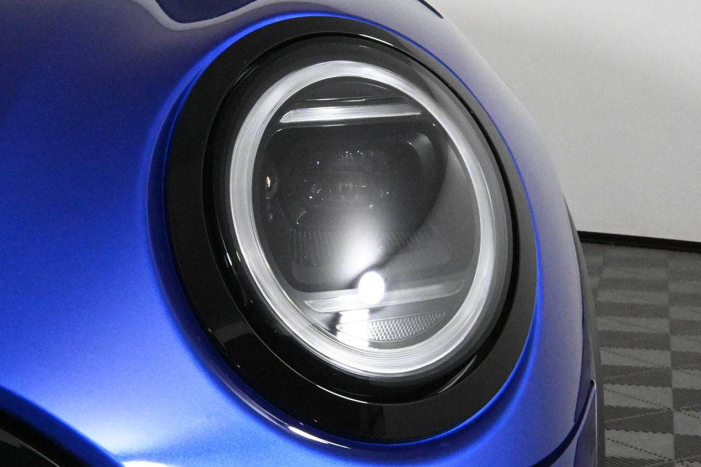 2025 Mini Cooper S Hardtop 2 Door photo 10