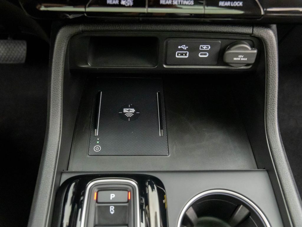 2025 Honda Pilot Elite photo 16