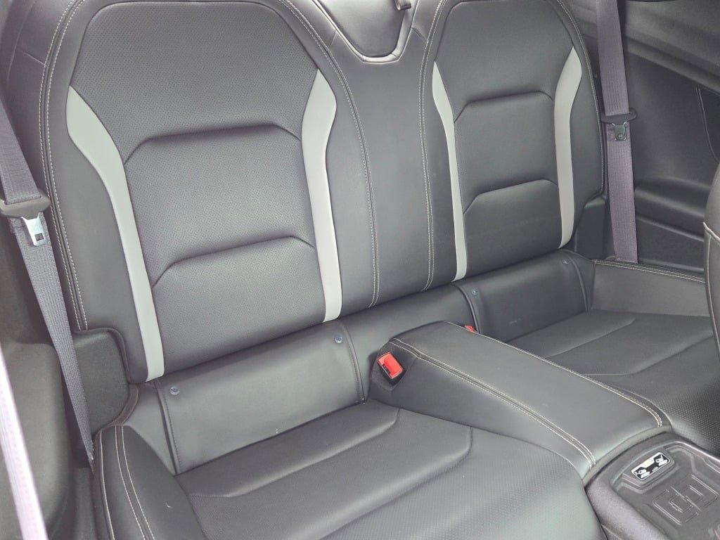 2016 Chevrolet Camaro 2SS photo 7