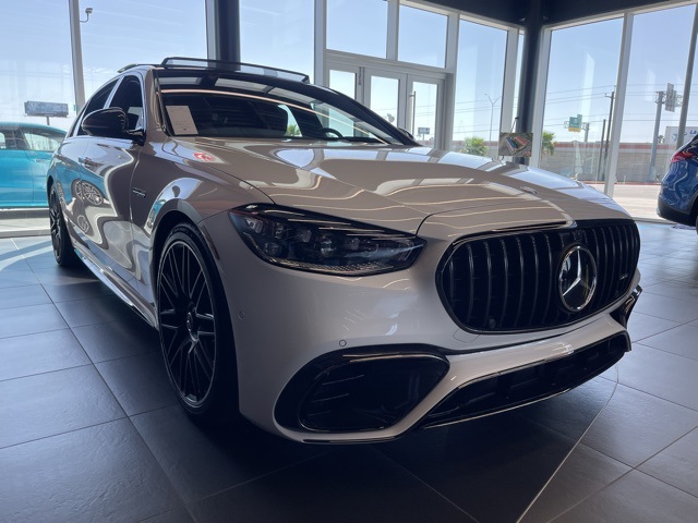 2025 Mercedes-Benz S-Class S 63's photo