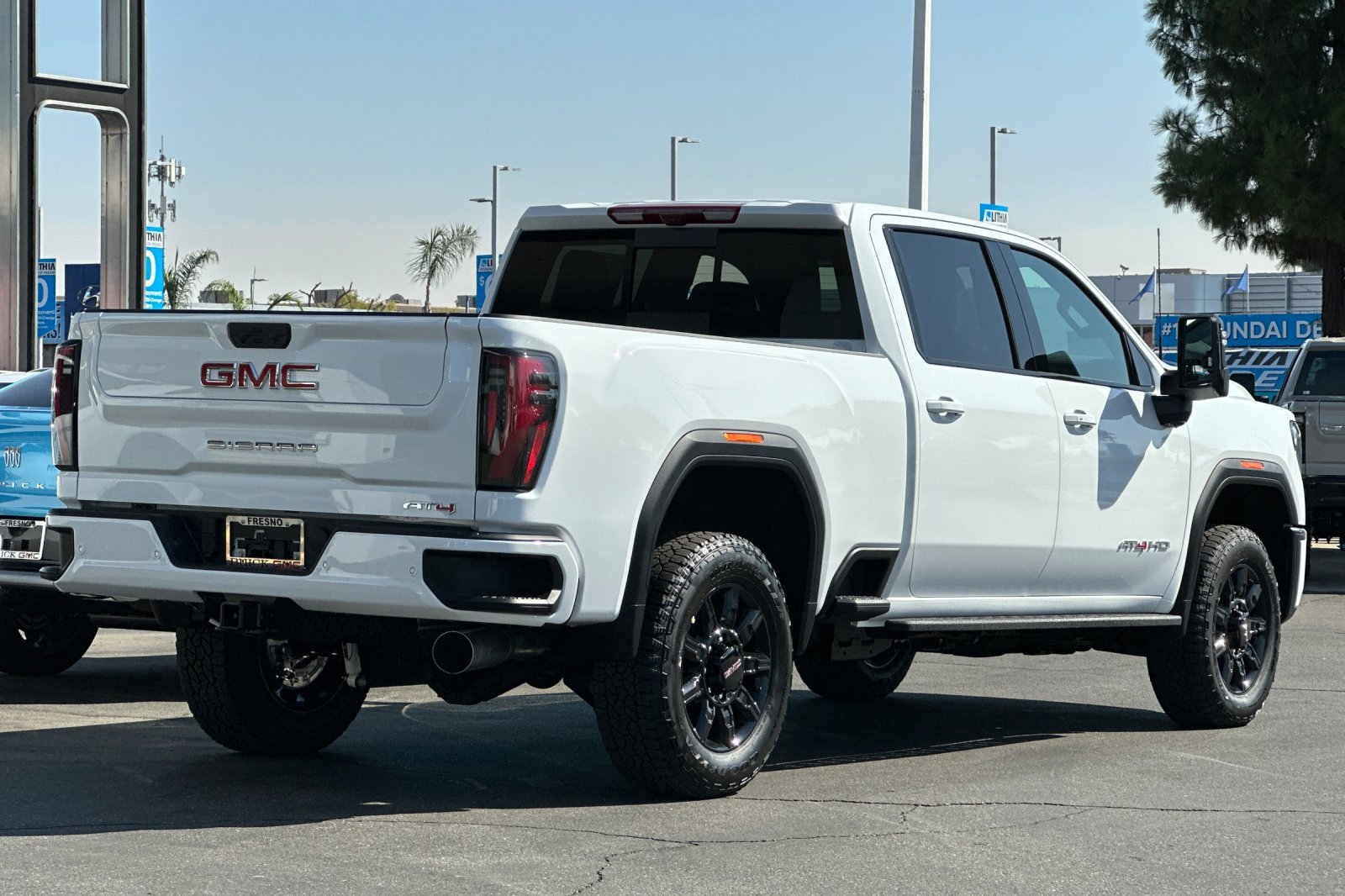 2026 Gmc Sierra 2500 HD AT4 photo 2