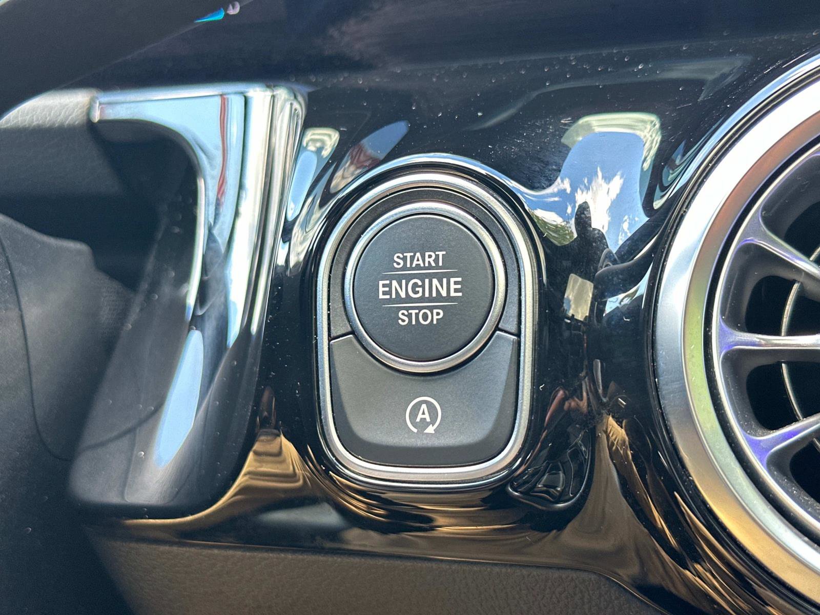 2025 Mercedes Benz GLA 250 4MATIC photo 26