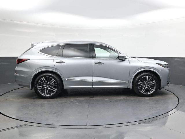 2026 Acura MDX SH-AWD Advance photo 2