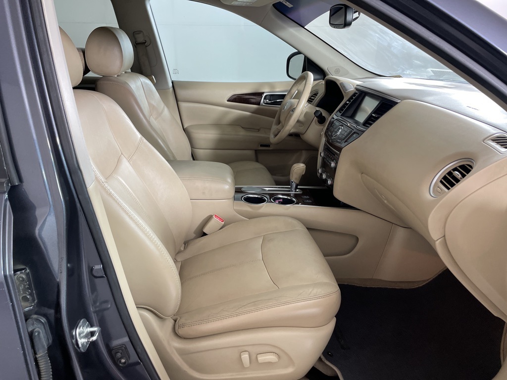 2014 Nissan Pathfinder SL photo 43