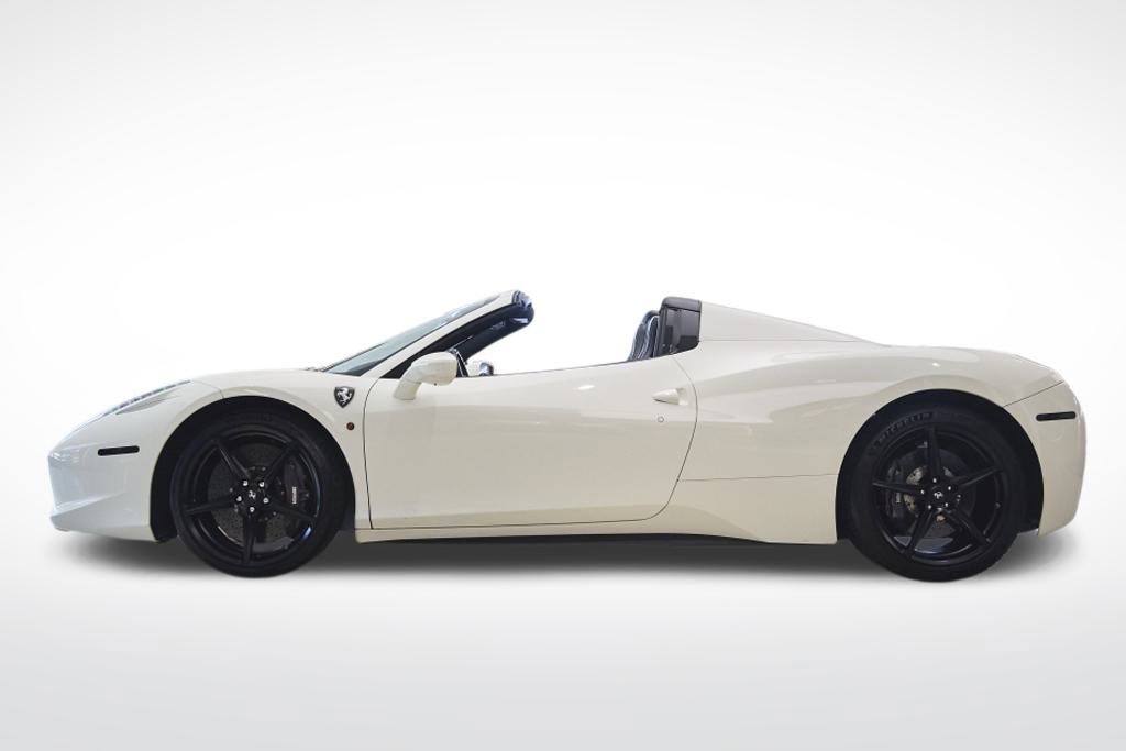 2015 Ferrari 458 Spider photo 3
