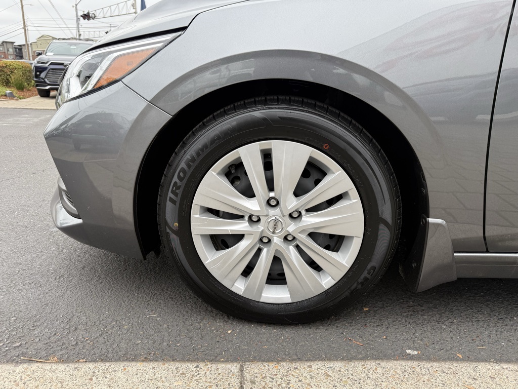 2022 Nissan Sentra S photo 9