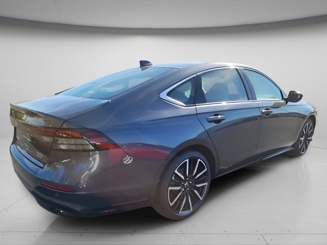 2025 Honda Accord Hybrid Touring photo 7
