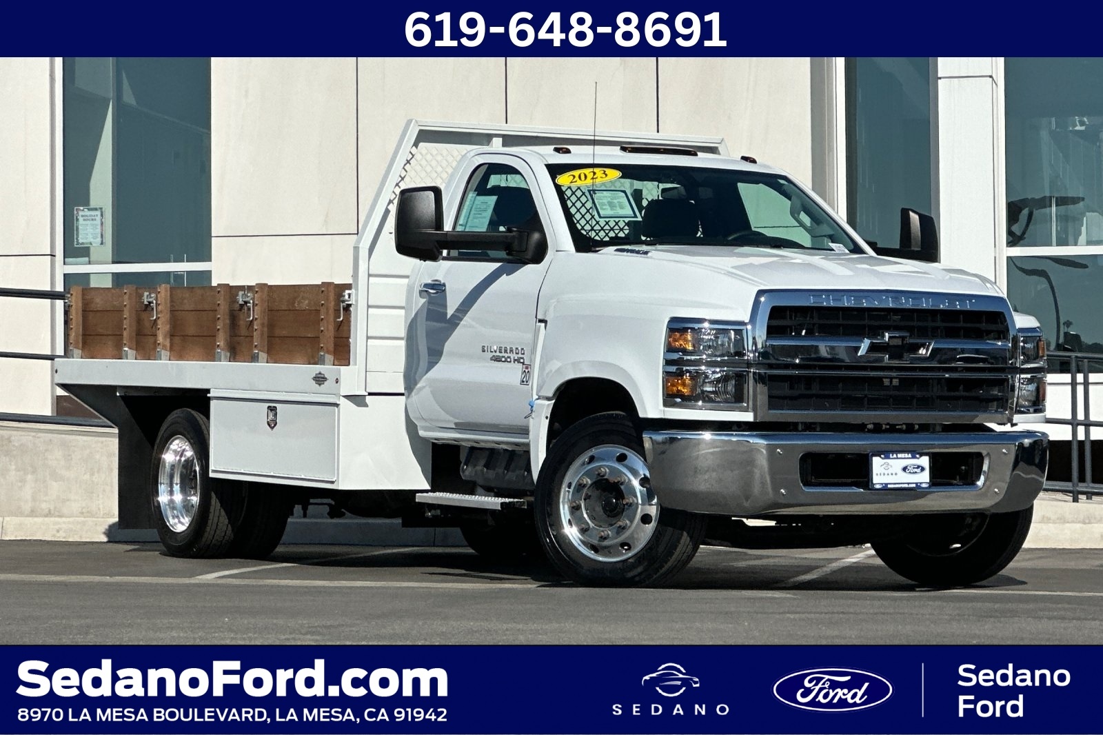 2023 Chevrolet Silverado 4500 Medium Duty Chassis Cab Work Truck's photo
