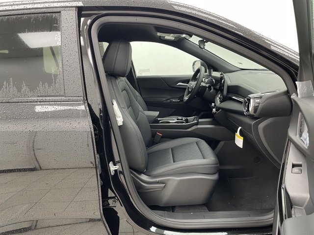 2026 Chevrolet Equinox LT photo 13