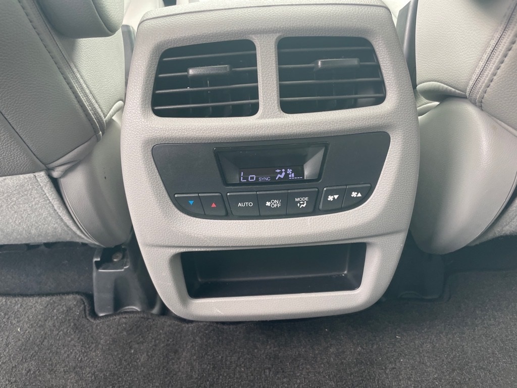 2016 Honda Pilot EX-L photo 20