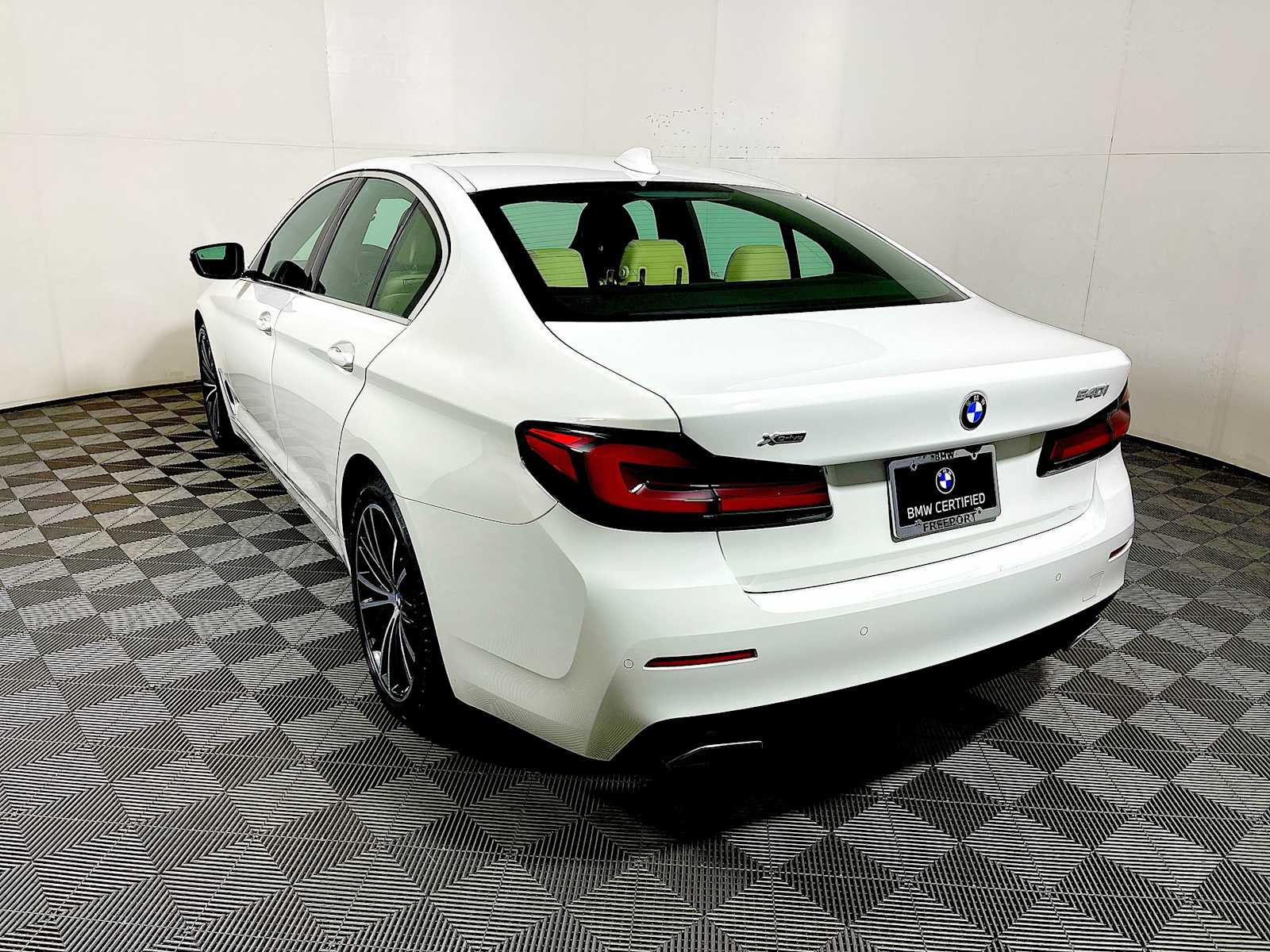 2022 Bmw 540i xDrive photo 3