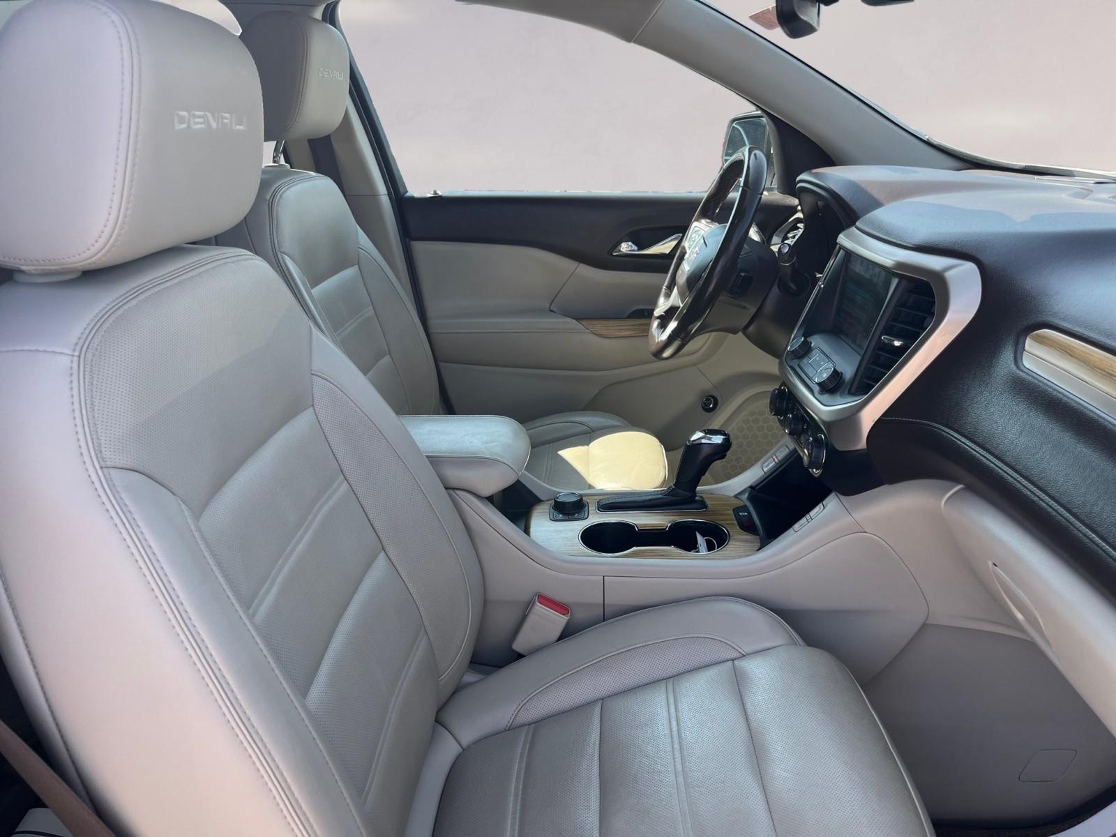 2018 Gmc Acadia Denali photo 14