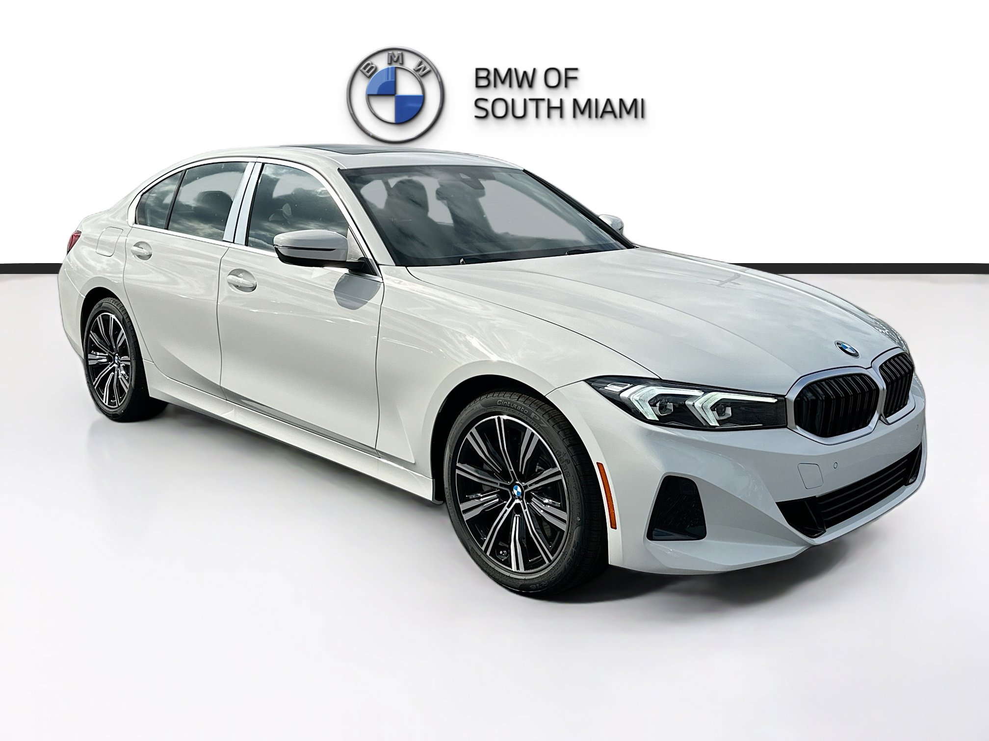 2026 BMW 3 Series 330i's photo