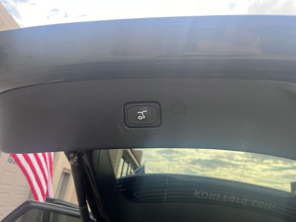 2024 Ford Edge Titanium photo 25