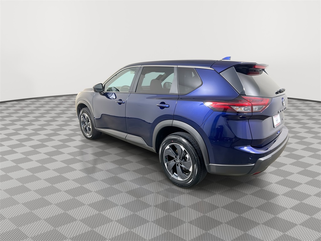 2024 Nissan Rogue SV photo 5
