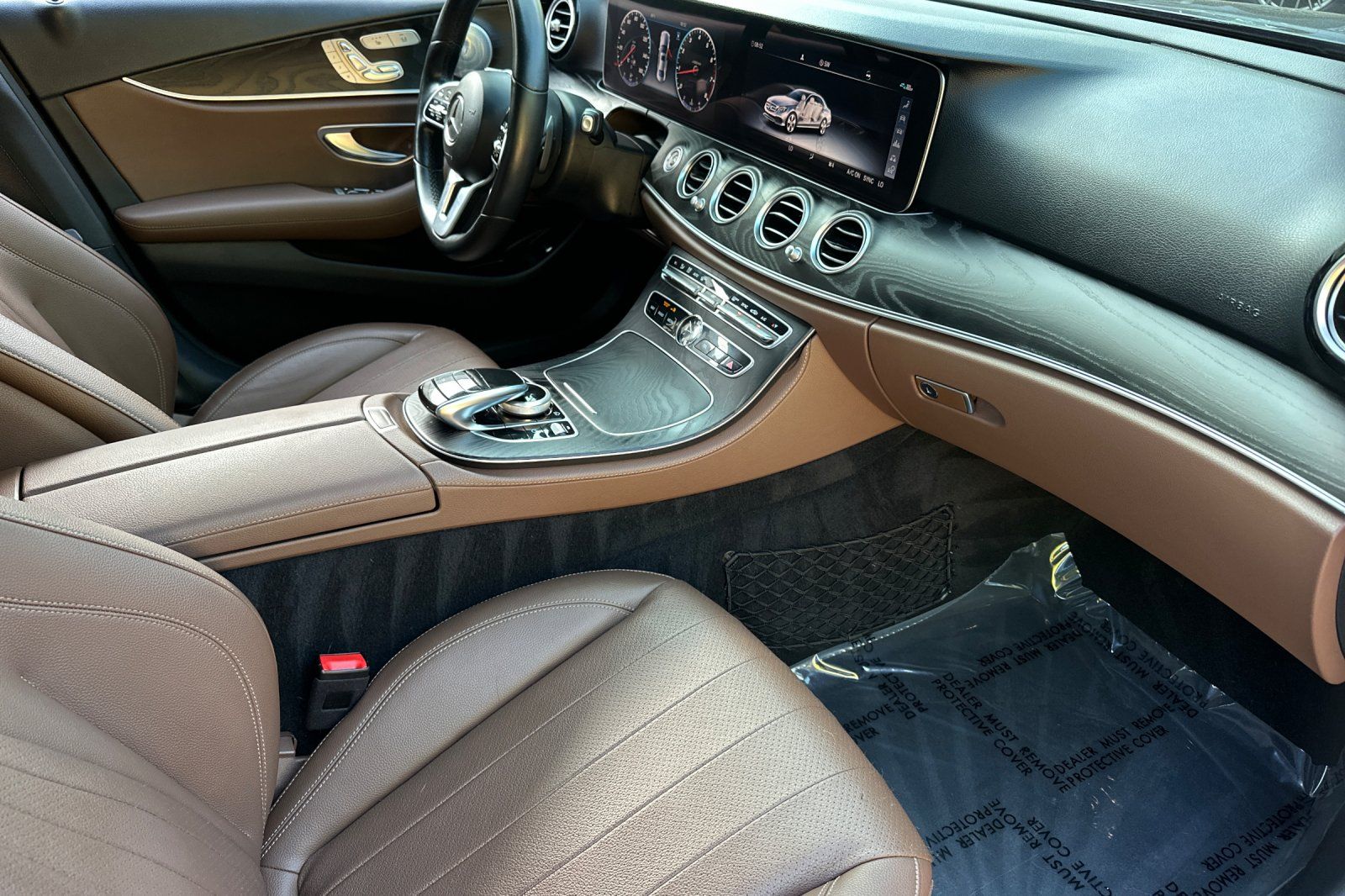2020 Mercedes Benz E 350 Sedan photo 14