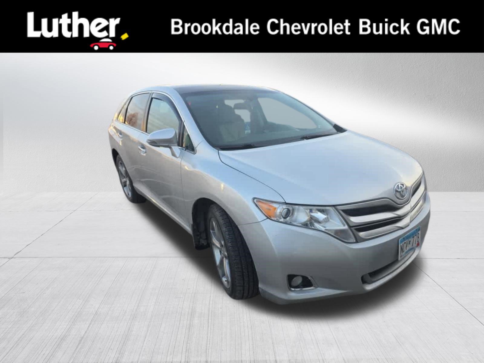 2014 Toyota Venza XLE's photo