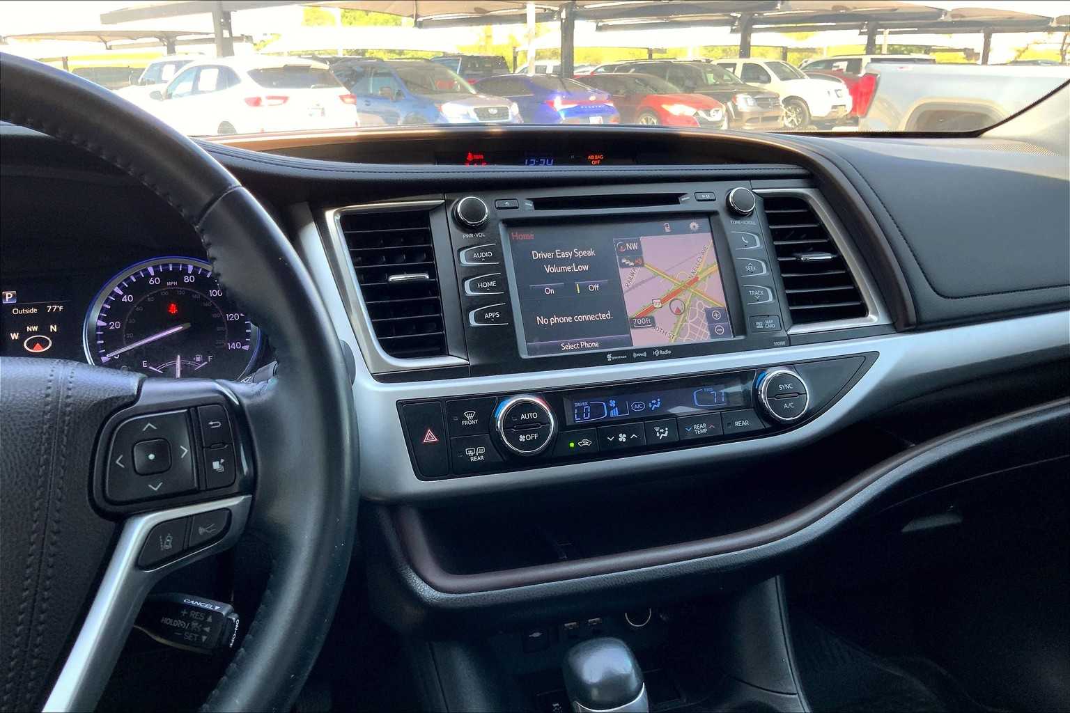 2019 Toyota Highlander XLE photo 6
